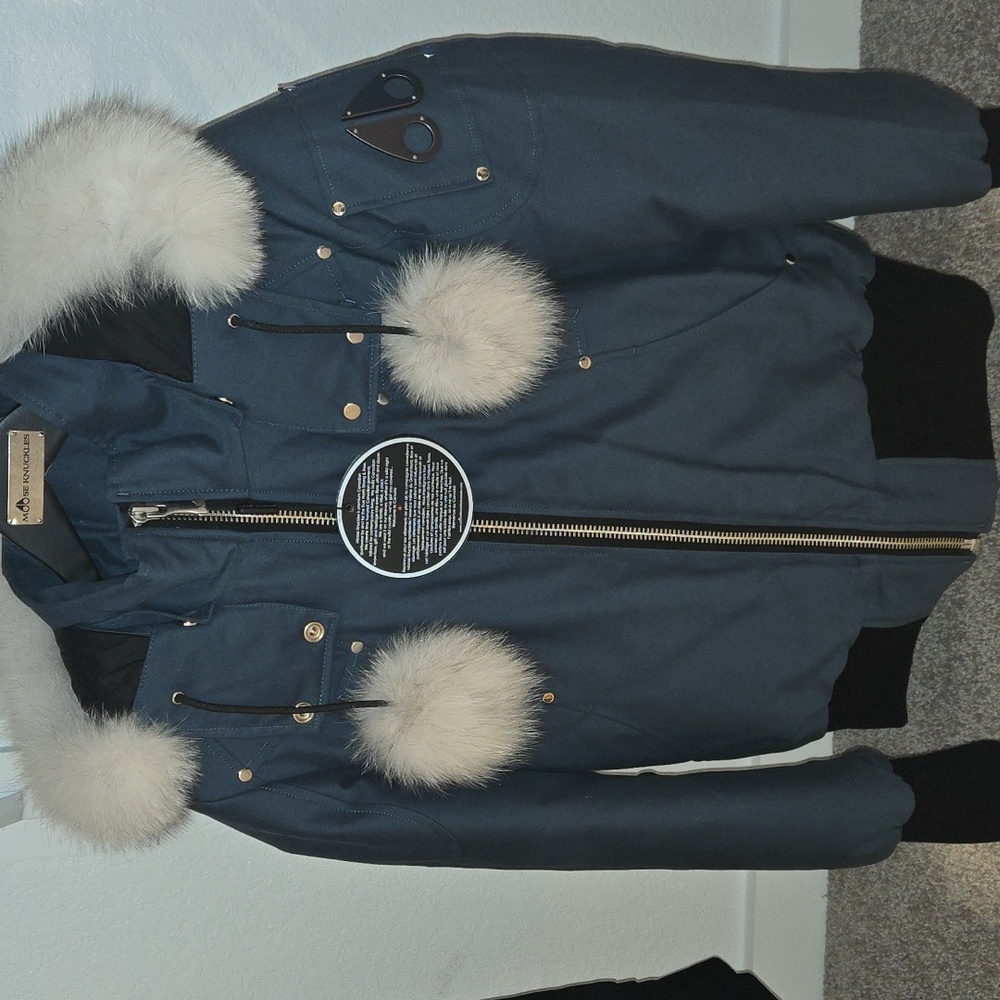 Moose Knuckle Bomber With White Fox Fur